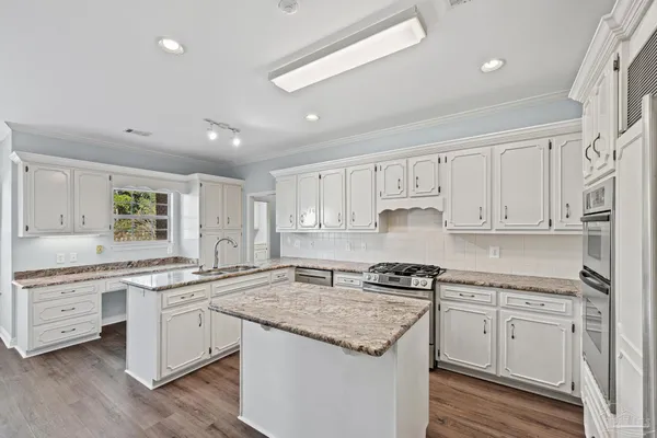 $645,000 | 4550 La Jolla, Pensacola, FL 32504