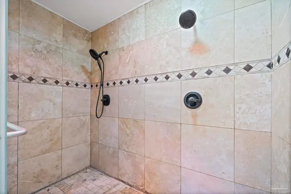 $645,000 | 4550 La Jolla, Pensacola, FL 32504