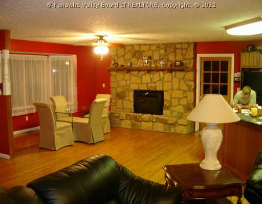 34 Co Rte 29/14 Clendenin, WV 25045 - Photo 5 of 8 Dining Room.