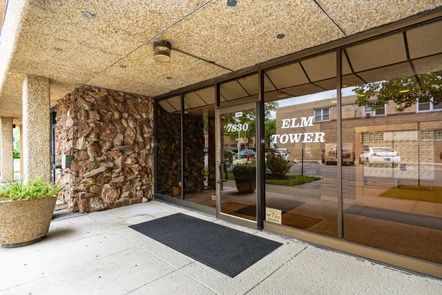 $262,000 | 7830 West North Avenue, Unit 414, Elmwood Park, IL 60707