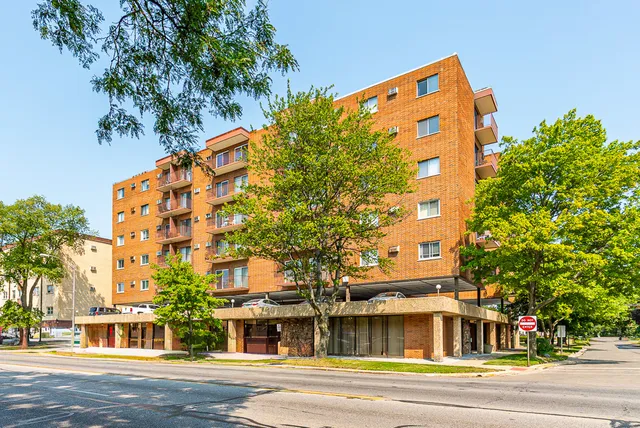 $262,000 | 7830 West North Avenue, Unit 414, Elmwood Park, IL 60707