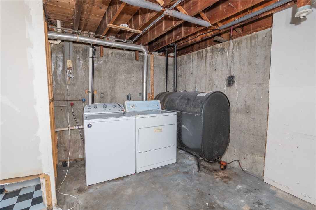 203 Aqueduct Road Cranston, RI 02910 - Photo 21 of 25 Laundry Area