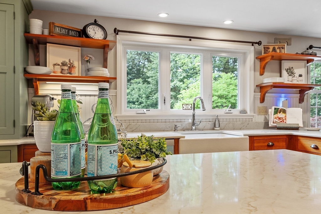 1 Wagontrail Road Chelmsford, MA 01824 - Photo 11 of 41 Gallery Image 11