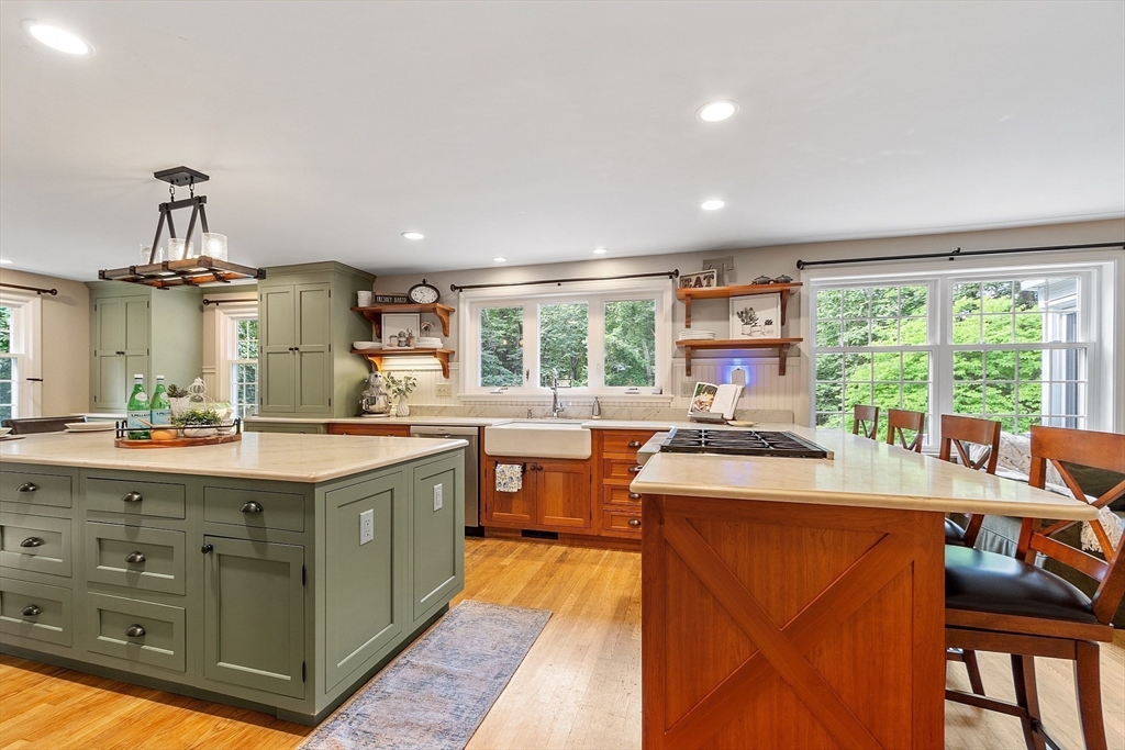 1 Wagontrail Road Chelmsford, MA 01824 - Photo 6 of 41 Gallery Image 6
