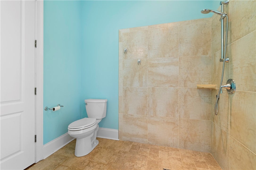 5001 Sand Hill Road Auburn, AL 36830 - Photo 27 of 47 Main Level Bathrom with access to backyard