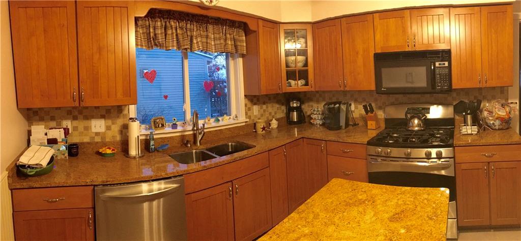 51 Boutelle Road Bangor, ME 04401 - Photo 2 of 34 Photo