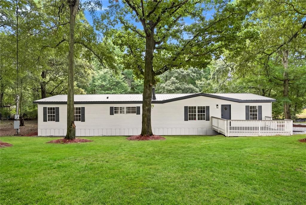 178 Hale Road Maysville, GA 30558 - Photo 1 of 37 Gallery Image 1