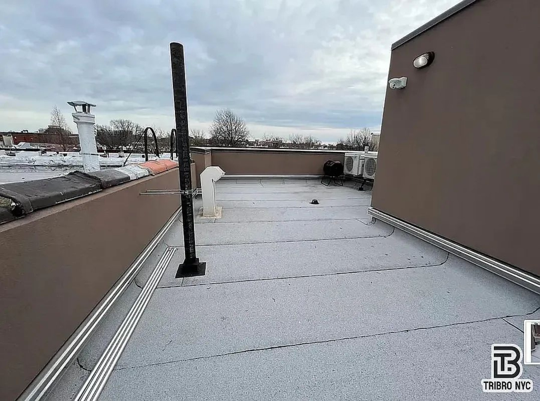 9 Cook Street, Unit 2F Brooklyn, NY 11206 - Photo 9 of 9 a view of terrace