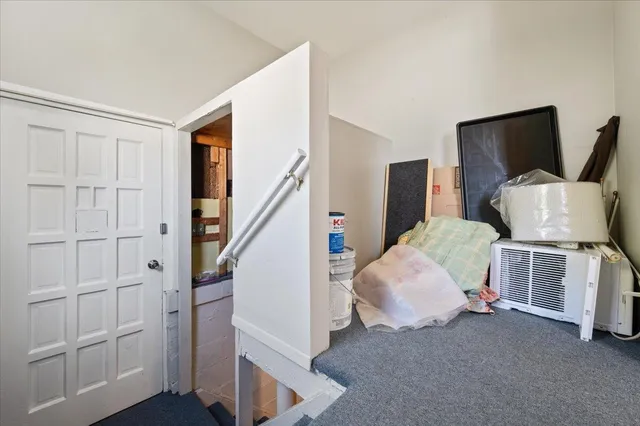 $94,990 | 12443 Georgiana Avenue, Warren, MI 48089