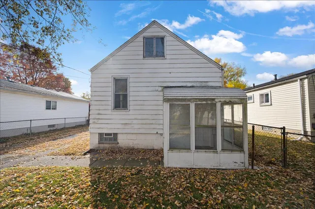 $94,990 | 12443 Georgiana Avenue, Warren, MI 48089