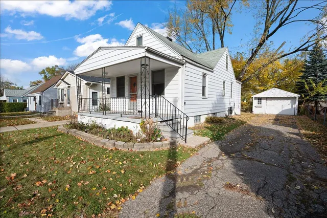 $94,990 | 12443 Georgiana Avenue, Warren, MI 48089