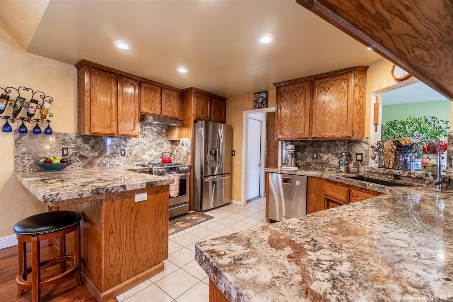 21900 Mid Way Tehachapi, CA 93561 - Photo 19 of 39 Gallery Image 19