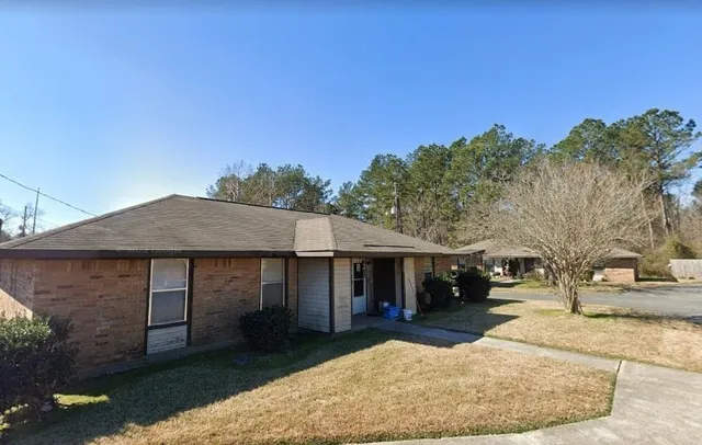 $515 | 200 Senior Citizen Drive, Deridder, LA 70634
