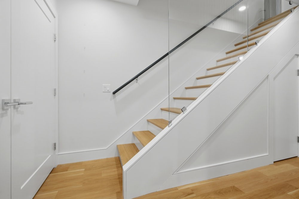 38 Englewood Avenue, Unit 2 Boston, MA 02135 - Photo 12 of 23 a view of entryway