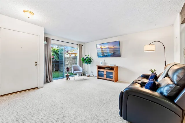 $699,000 | 5132 West 1st Street, Unit B, Santa Ana, CA 92703