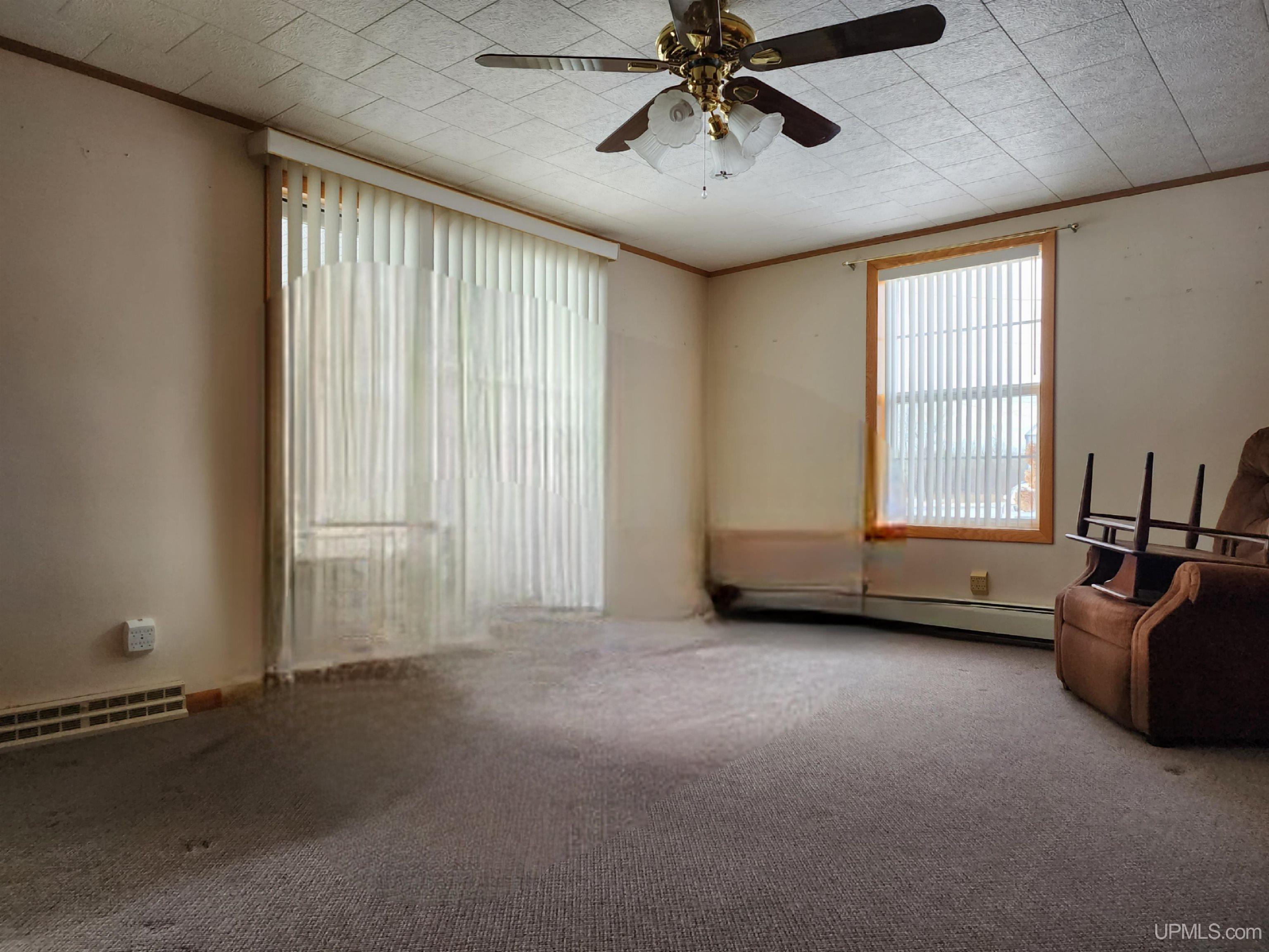 5224 11th Road Escanaba, MI 49829 - Photo 11 of 35