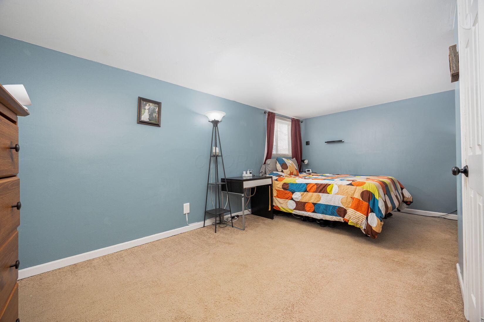 1881 Woodcrest Road Columbus, OH 43232 - Photo 27 of 45 y