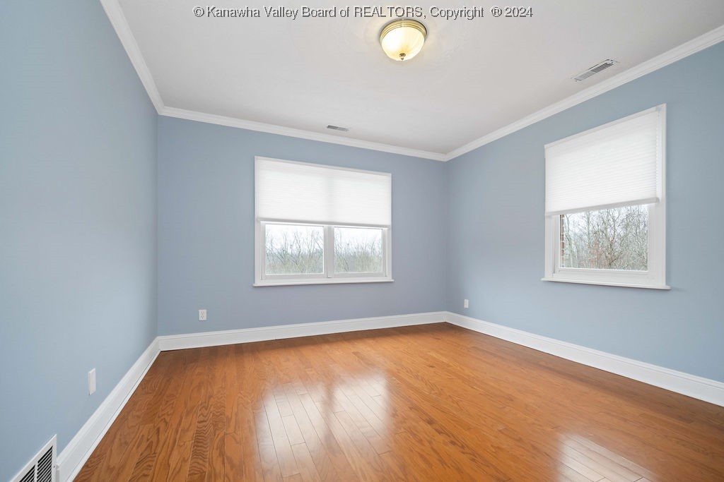 101 Lively Road South Charleston, WV 25309 - Photo 22 of 37 Additional bedrooms are spacious.