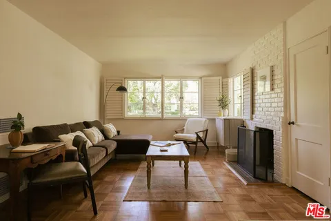$695,000 | 5434 Village Green, Los Angeles, CA 90016