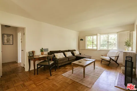 $695,000 | 5434 Village Green, Los Angeles, CA 90016