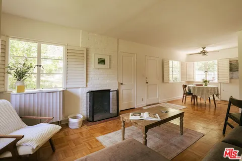 $695,000 | 5434 Village Green, Los Angeles, CA 90016