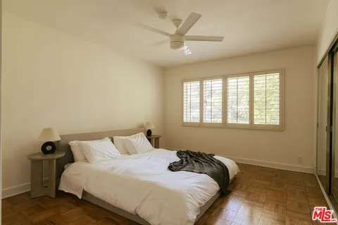 $695,000 | 5434 Village Green, Los Angeles, CA 90016