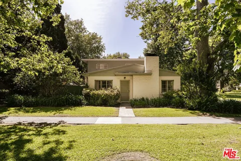 $695,000 | 5434 Village Green, Los Angeles, CA 90016