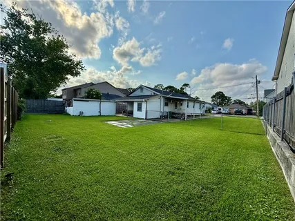 $290,000 | 3754-3756 Roman Street, Metairie, LA 70001