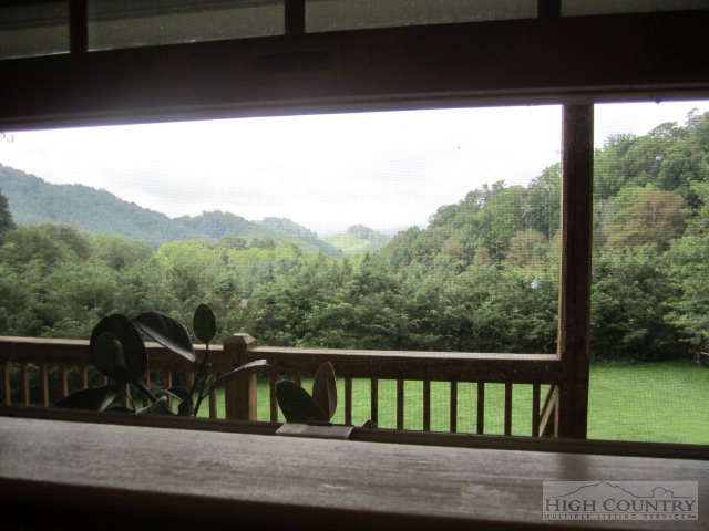223 Burl Brown Road Vilas, NC 28692 - Photo 25 of 46 Gallery Image 25