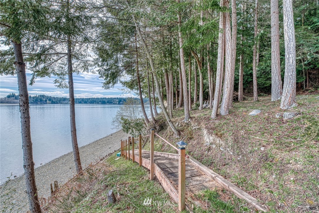5426 Mahncke Road Southwest Longbranch, WA 98351 - Photo 3 of 25 Gallery Image 3