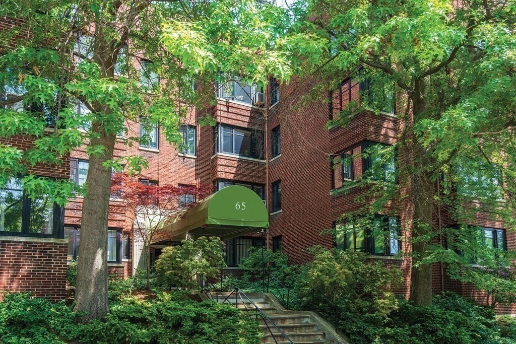65 Strathmore Road, Unit 49 Boston, MA 02135 - Photo 9 of 26