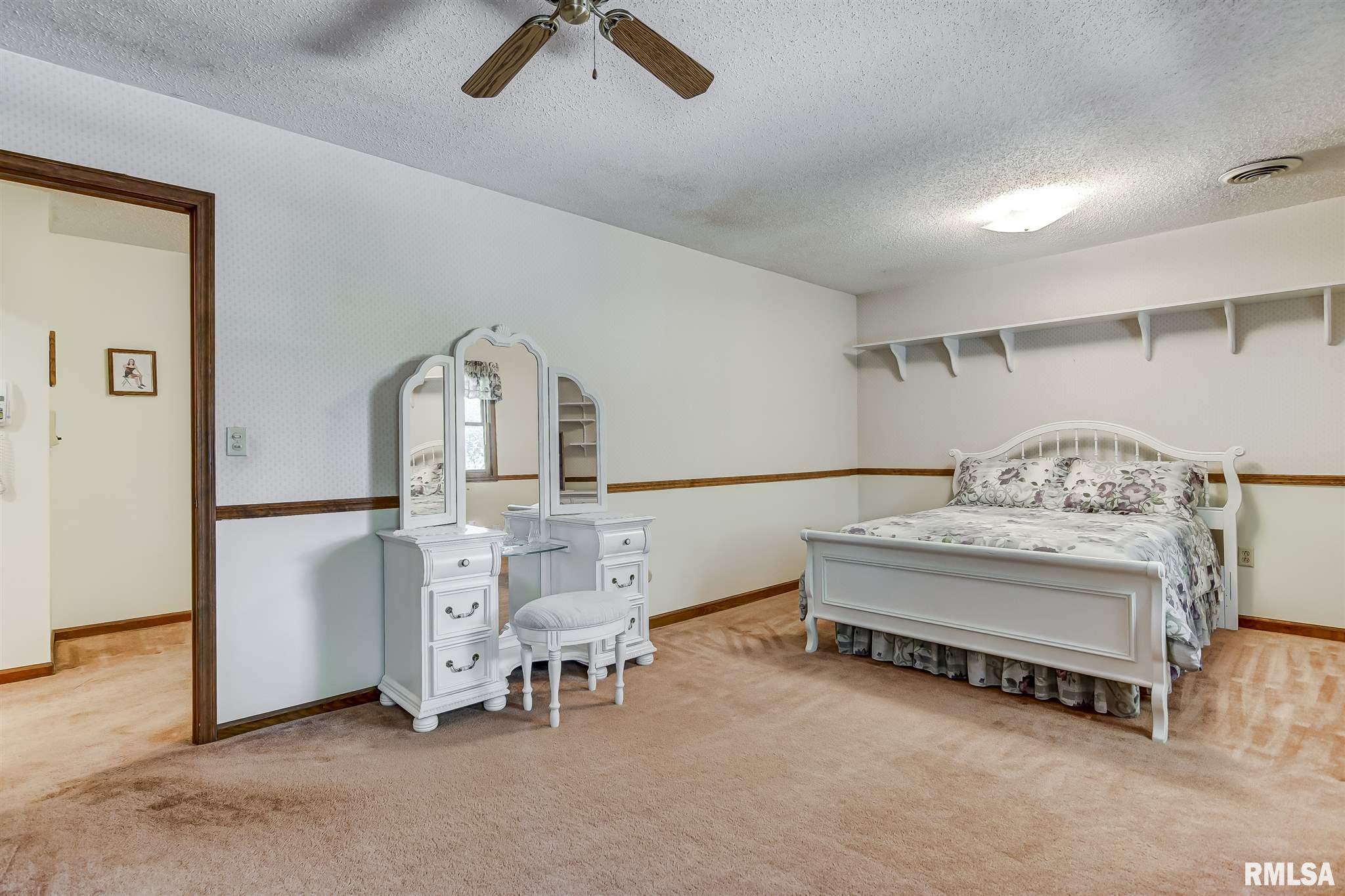 12 Acadia Court Springfield, IL 62712 - Photo 25 of 48