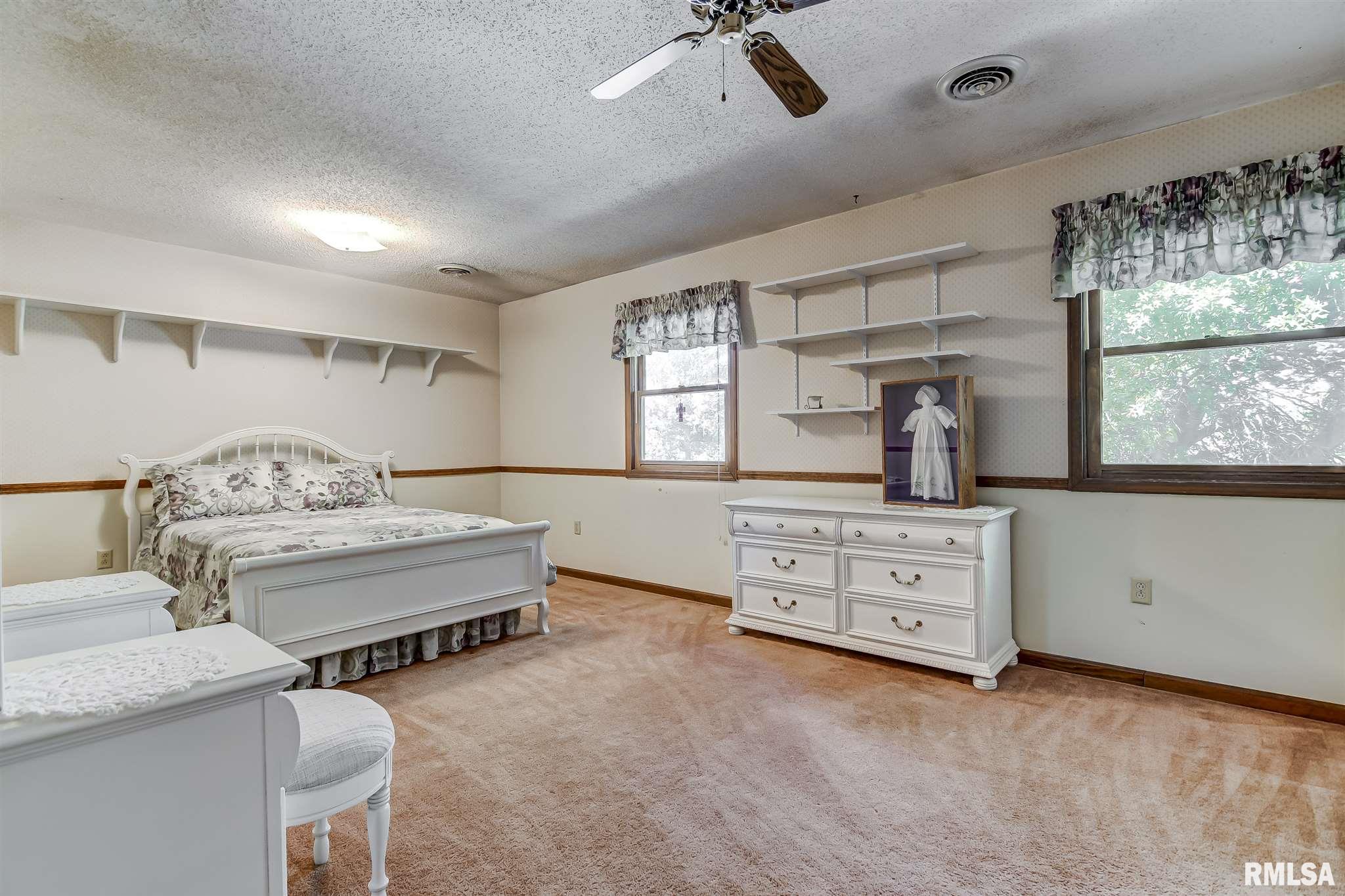 12 Acadia Court Springfield, IL 62712 - Photo 26 of 48