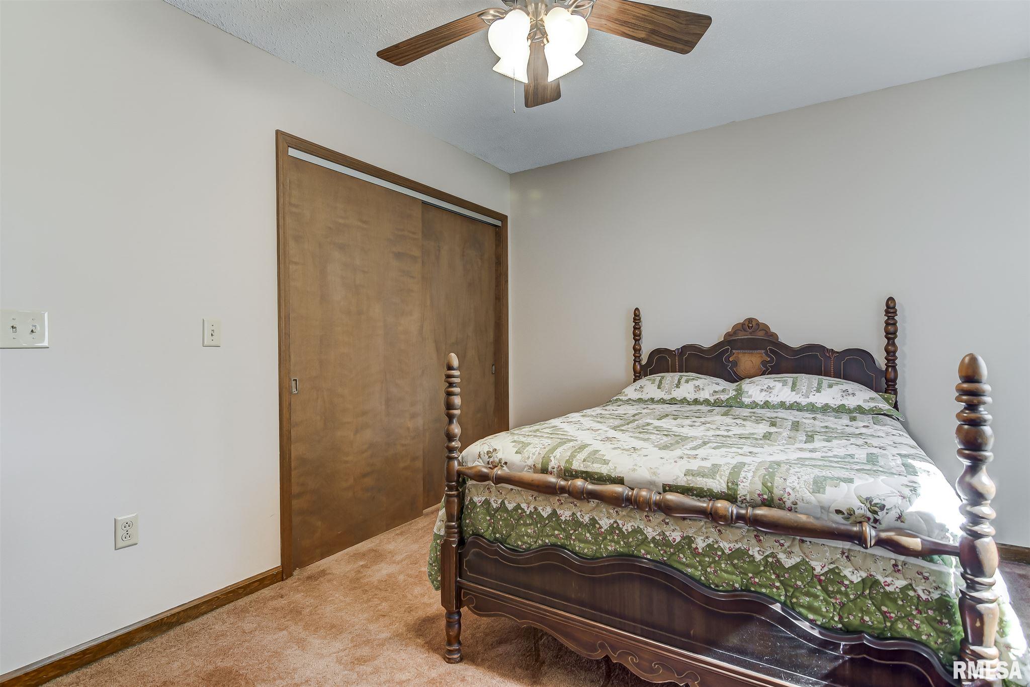 12 Acadia Court Springfield, IL 62712 - Photo 29 of 48