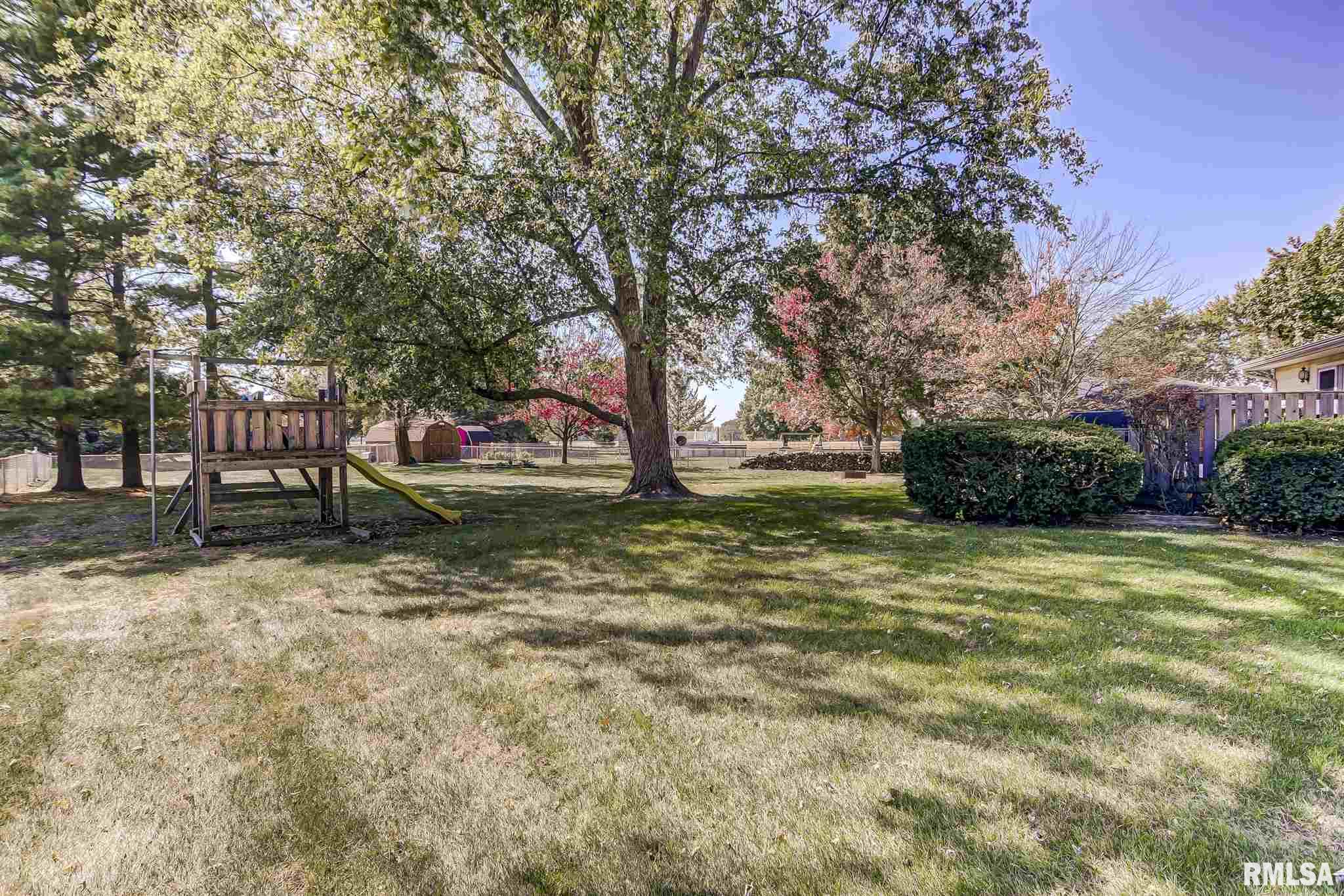 12 Acadia Court Springfield, IL 62712 - Photo 42 of 48
