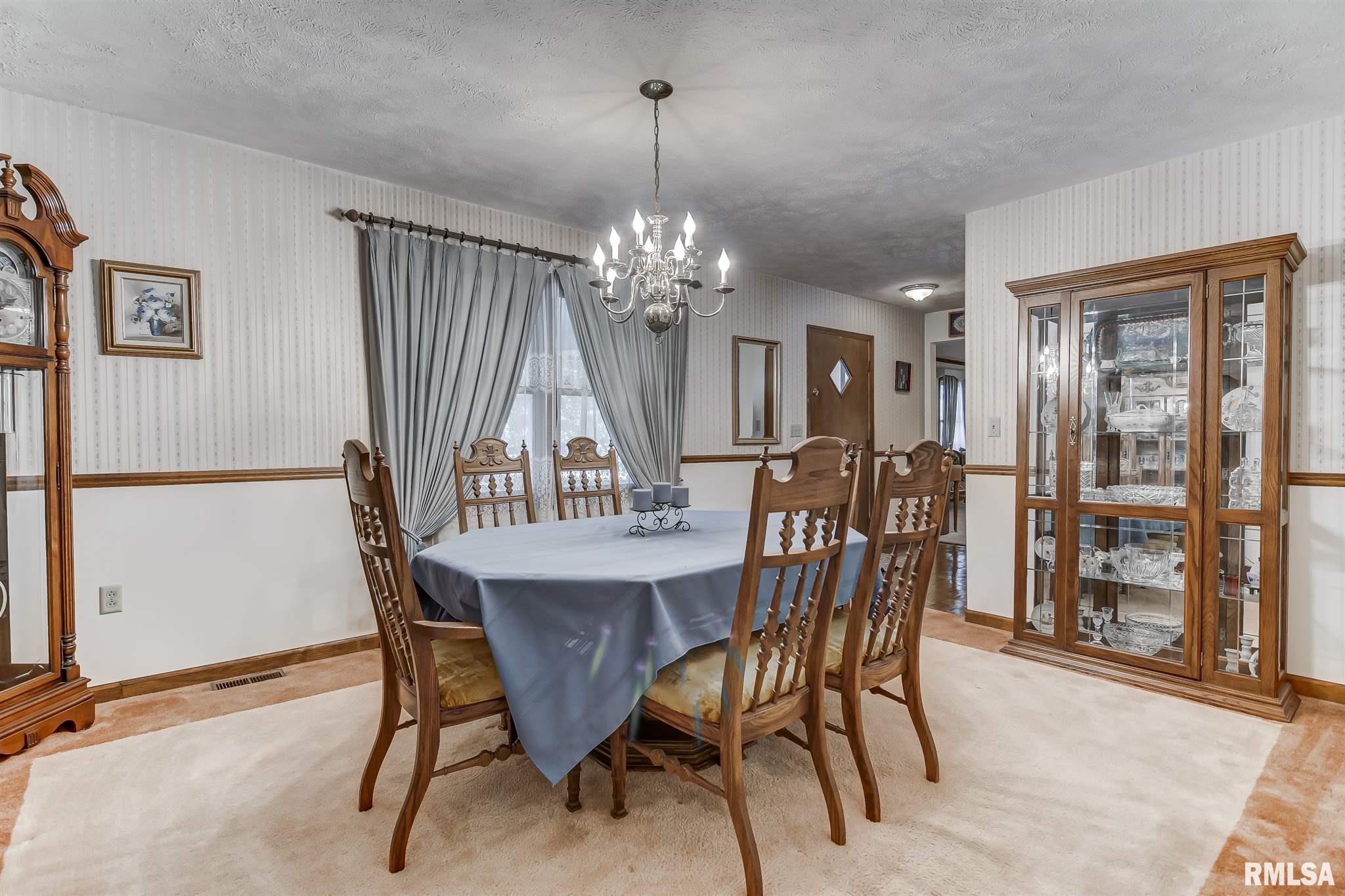 12 Acadia Court Springfield, IL 62712 - Photo 6 of 48