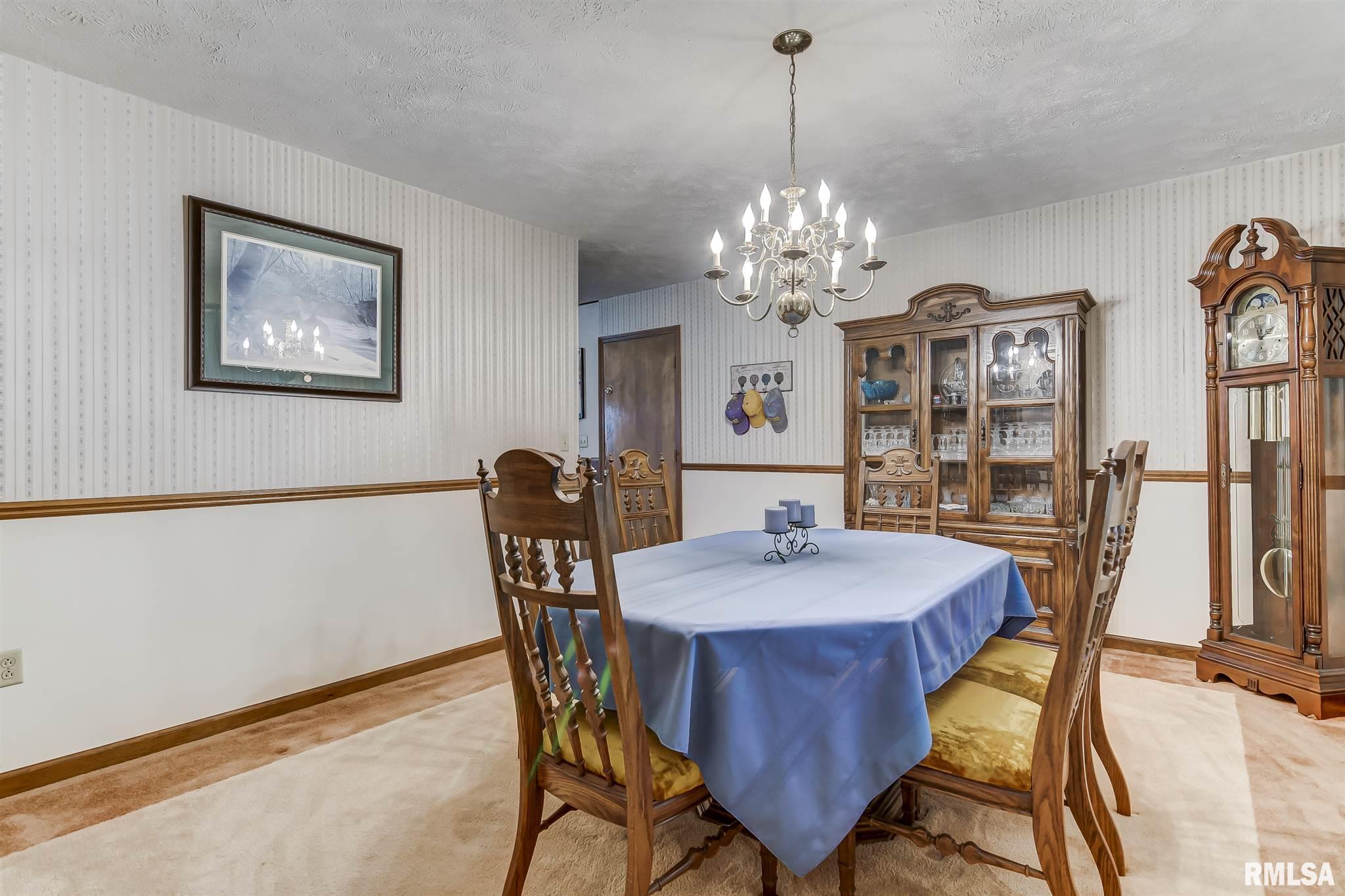 12 Acadia Court Springfield, IL 62712 - Photo 7 of 48