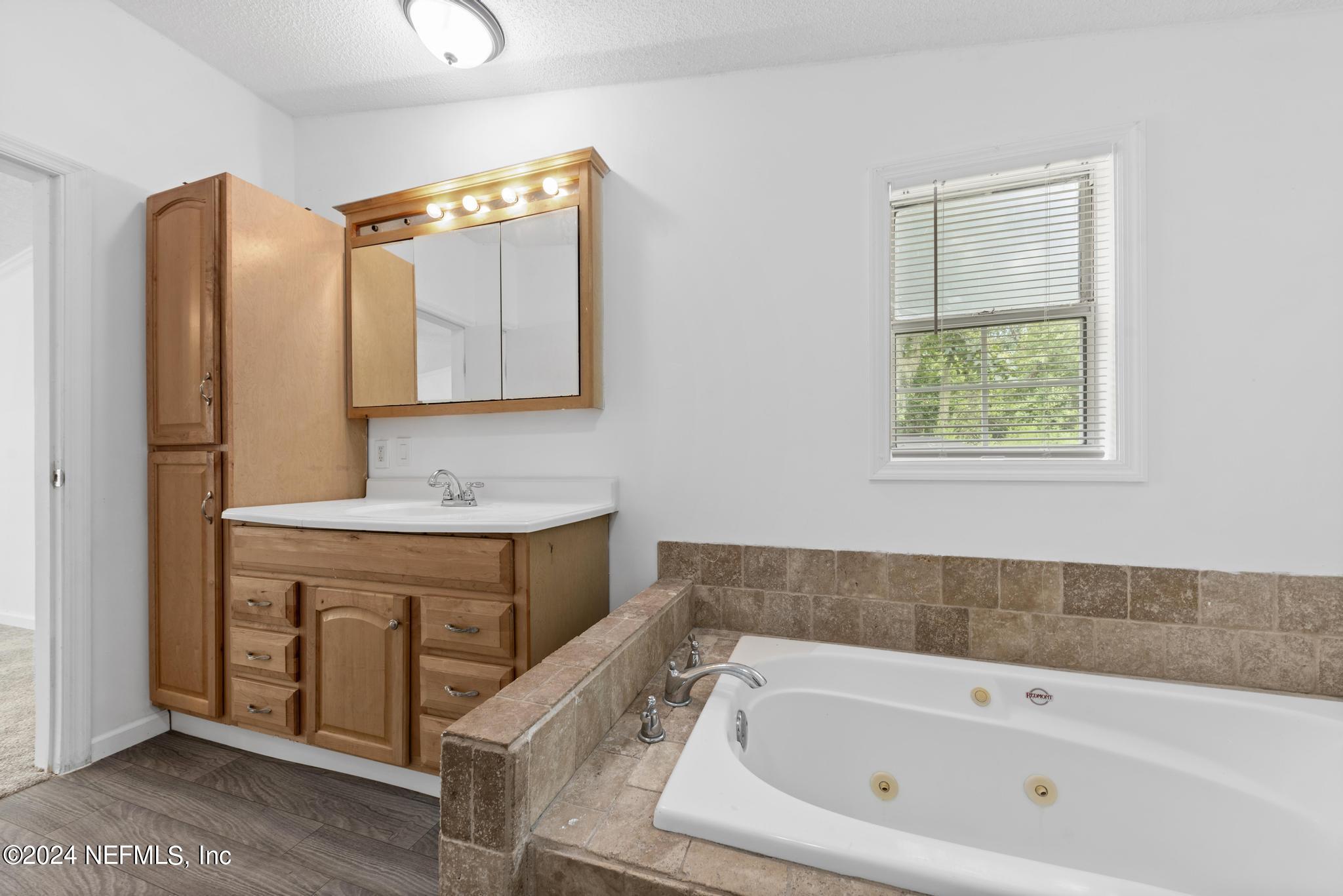 13005 Old Kings Road Jacksonville, FL 32219 - Photo 12 of 28 master bath