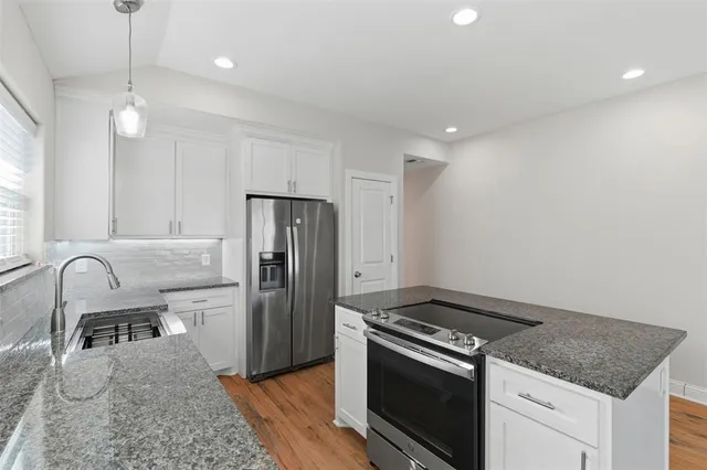 $1,475 | 802-804 North Broughton Street, Unit 802, Sherman, TX 75090