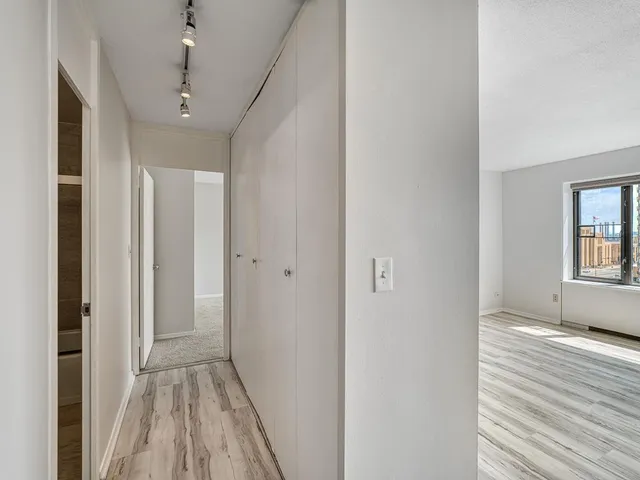 $1,595 | 15 North 1st Street, Unit A710, Minneapolis, MN 55401