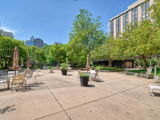 $1,595 | 15 North 1st Street, Unit A710, Minneapolis, MN 55401
