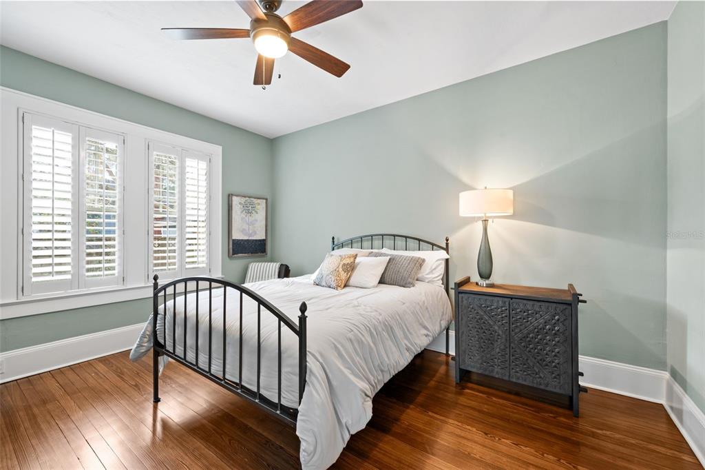 719 Northeast 5th Street Gainesville, FL 32601 - Photo 14 of 23