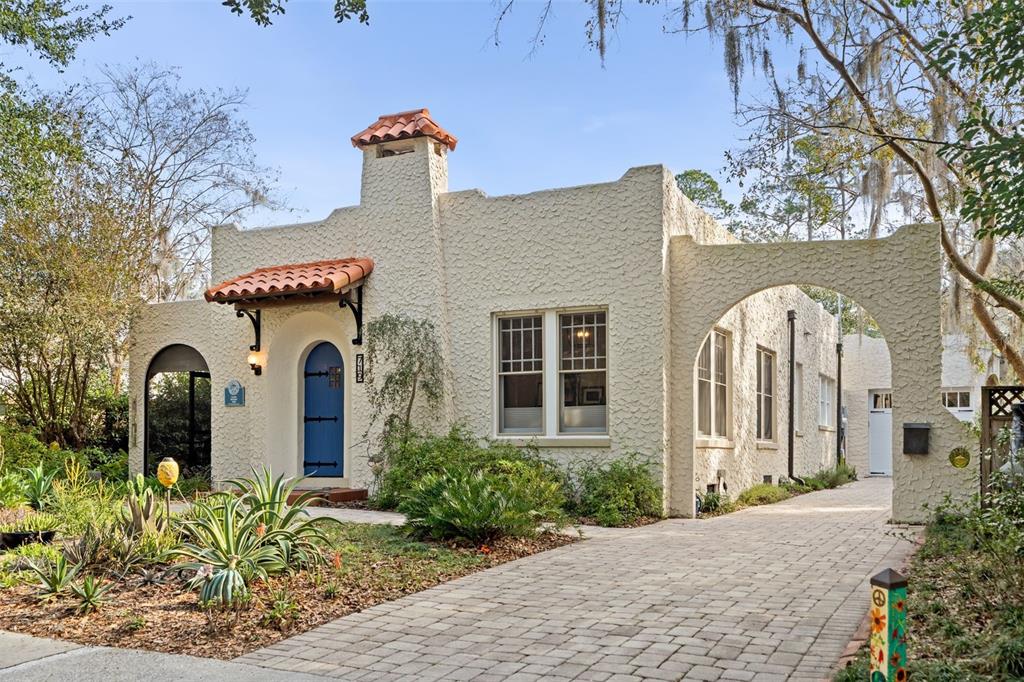 719 Northeast 5th Street Gainesville, FL 32601 - Photo 2 of 23