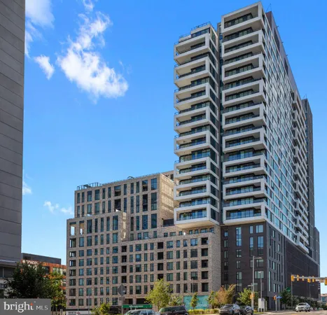 $724,900 | 1650 Silver Hill Drive, Unit 1404, McLean, VA 22102