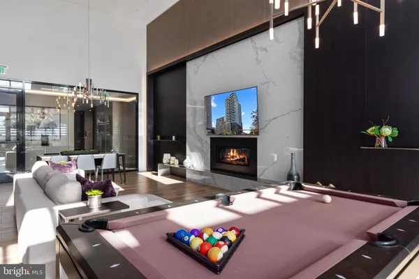 $724,900 | 1650 Silver Hill Drive, Unit 1404, McLean, VA 22102
