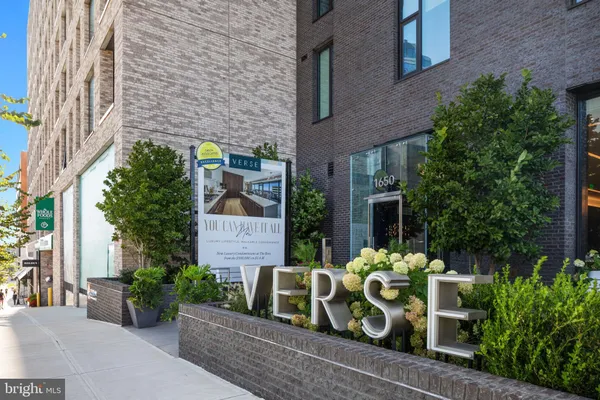 $724,900 | 1650 Silver Hill Drive, Unit 1404, McLean, VA 22102