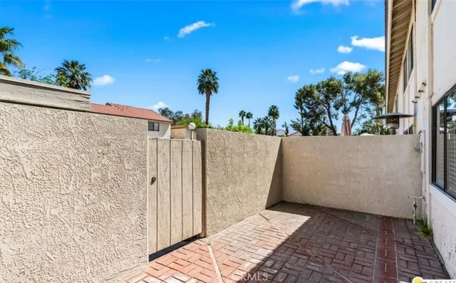 $3,700 | 6134 Arroyo Road, Unit 6, Palm Springs, CA 92264