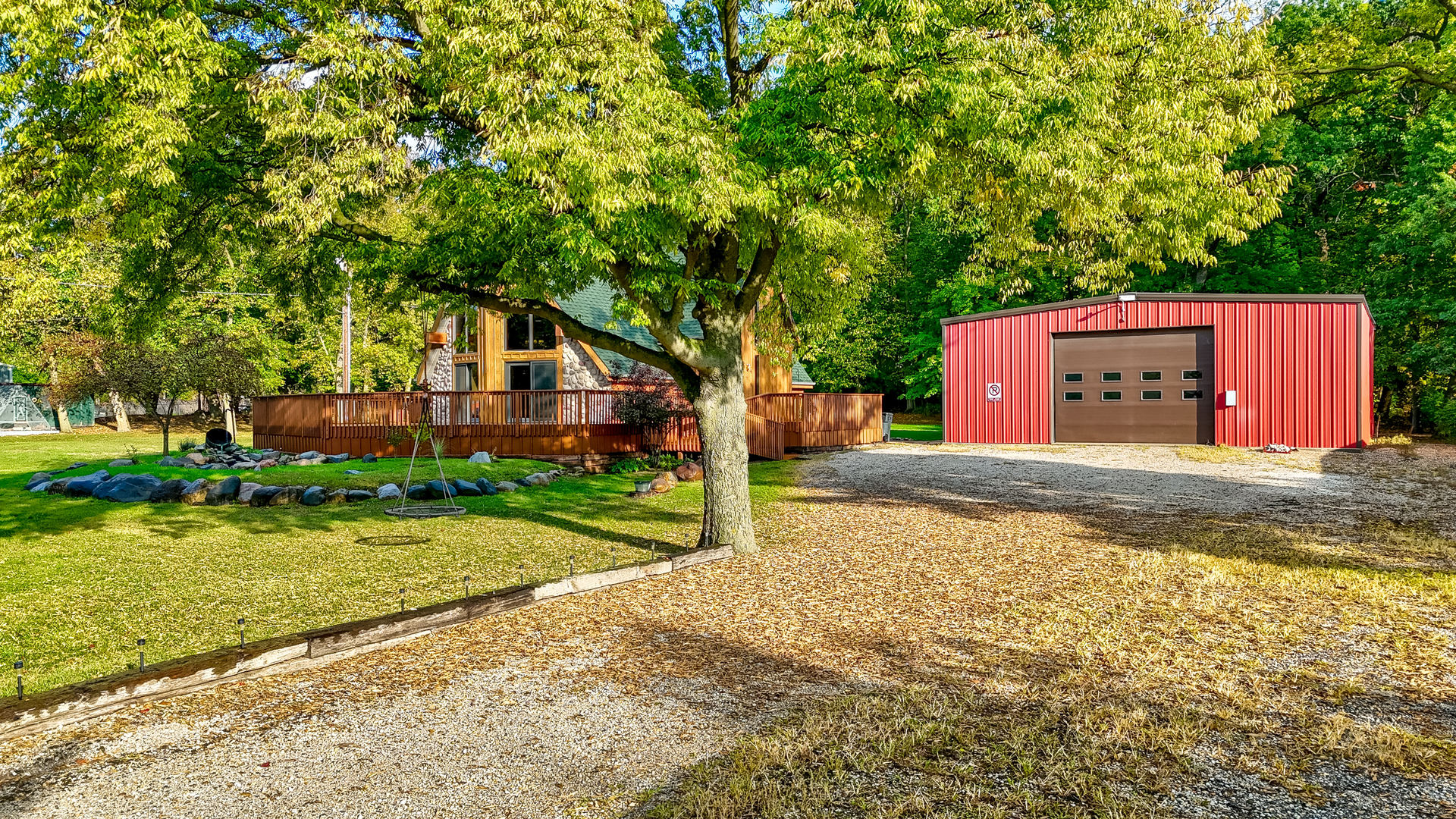 1522 East State Route 71 Ottawa, IL 61350 - Photo 23 of 35 a front view of a house with a yard and garage