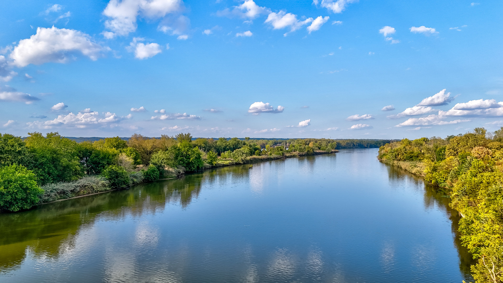 1522 East State Route 71 Ottawa, IL 61350 - Photo 32 of 35 a view of a lake in the sunset