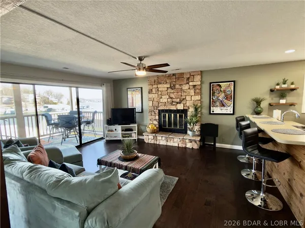 $269,000 | 431 Barba Le Lane, Unit 2E, Lake Ozark, MO 65049